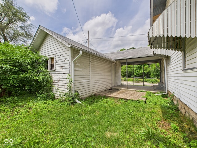 1201 Arrow Ave, Anderson, IN 46016 - view of outbuilding