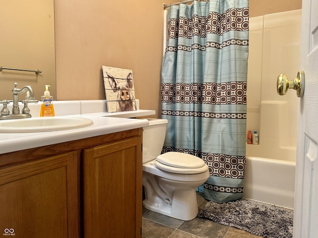 4065 W New Castle Rd, Frankfort, IN 46041 - full bath featuring vanity and shower / bath combo with shower curtain
