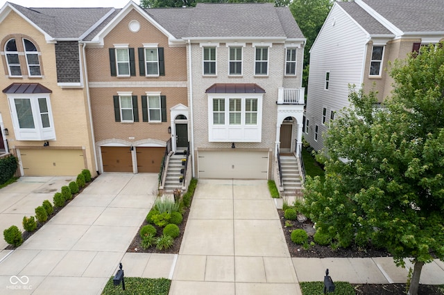 692 Greenford Trl N, Carmel, IN 46032 - photo 2