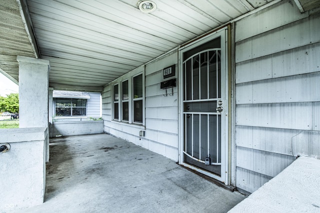 611 N Bradley Ave, Indianapolis, IN 46201 - doorway to property with covered porch