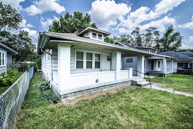611 N Bradley Ave, Indianapolis, IN 46201 - bungalow with covered porch