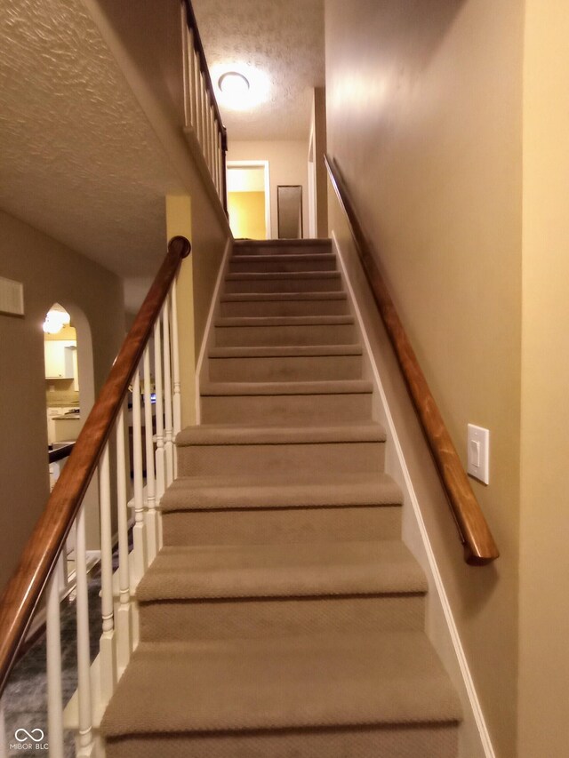 336 N Windsong Ln, Greenwood, IN 46142 - photo 36