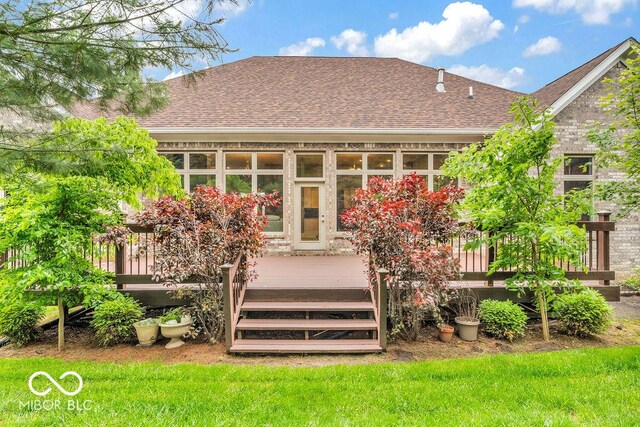 720 Willow Pointe N Dr, Plainfield, IN 46168 - back of property with a wooden deck and a shingled roof