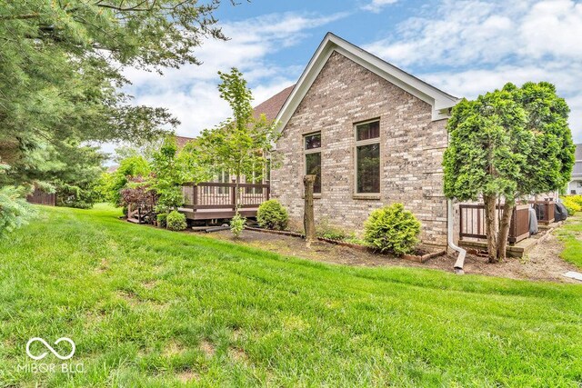 720 Willow Pointe N Dr, Plainfield, IN 46168 - view of grassy yard with a deck
