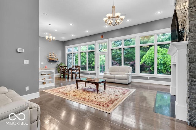 720 Willow Pointe N Dr, Plainfield, IN 46168 - living area featuring a chandelier, recessed lighting, and dark wood-style floors