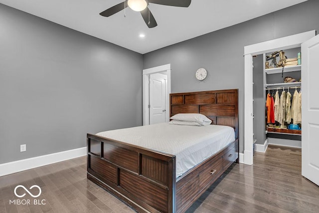 720 Willow Pointe N Dr, Plainfield, IN 46168 - bedroom featuring wood finished floors, a closet, a spacious closet, a ceiling fan, and recessed lighting