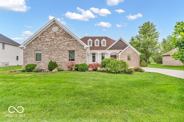 720 Willow Pointe N Dr, Plainfield, IN 46168 - traditional-style home featuring brick siding and a front lawn