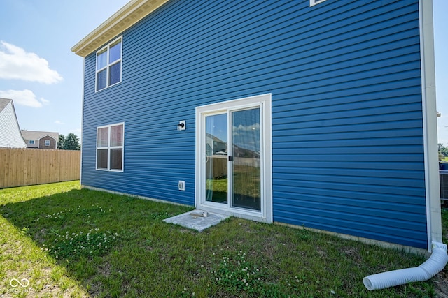 507 Redvine Dr, Sheridan, IN 46069 - rear view of house