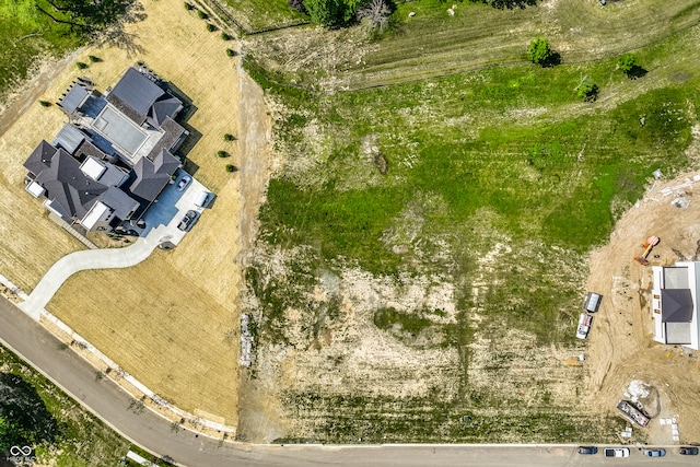 1611 Asherwood Ln, Carmel, IN 46032