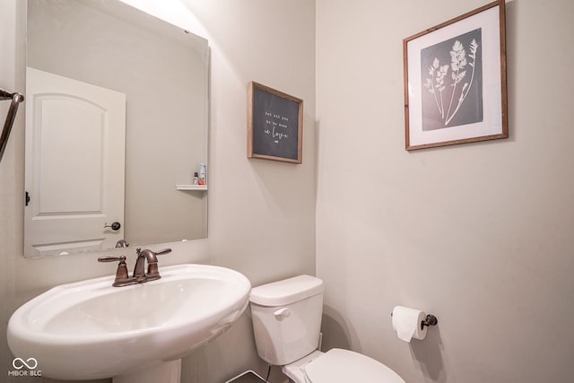 16235 Natures Way, Westfield, IN 46074 - half bath featuring a sink and toilet