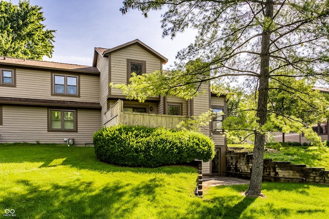 2247 Frisco Pl, Indianapolis, IN 46240 - back of house featuring a lawn