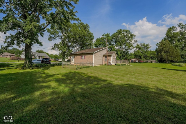 1905 W Brownstown Rd, North Vernon, IN 47265 - view of green lawn
