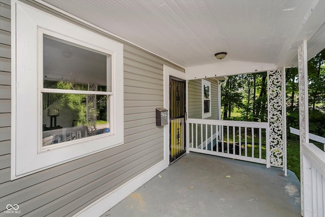 3709 Central Ave, Indianapolis, IN 46205 - view of porch
