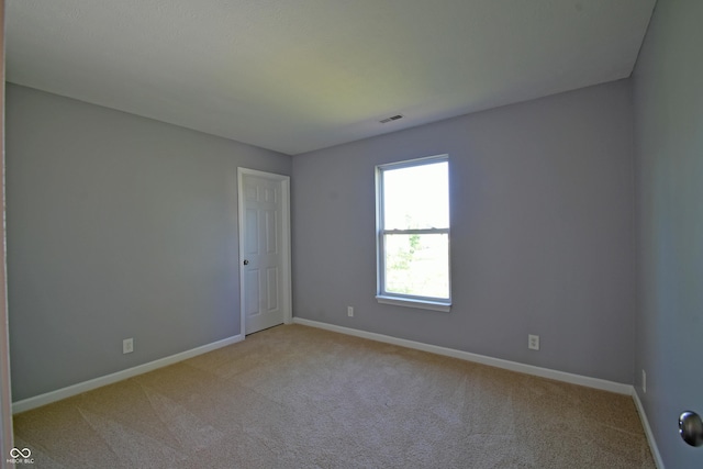 5262 Bogey Dr, Indianapolis, IN 46235 - unfurnished room with light colored carpet