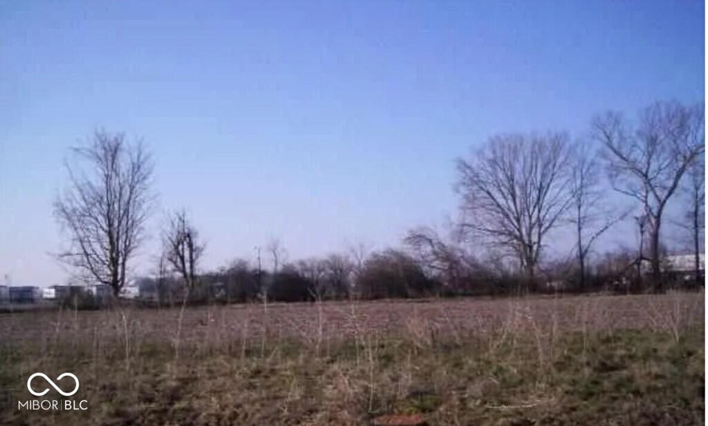 7000 E Margaret Dr, Terre Haute, IN 47803 - photo 2
