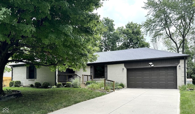 11 N Restin Rd, Greenwood, IN 46142 - photo 1