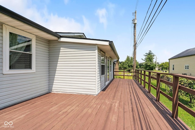 121 Hooton Blvd, Madison, IN 47250 - view of wooden terrace