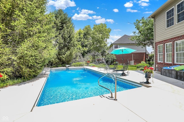 4704 Pearcrest Way, Greenwood, IN 46143 - outdoor pool with a patio area and a diving board