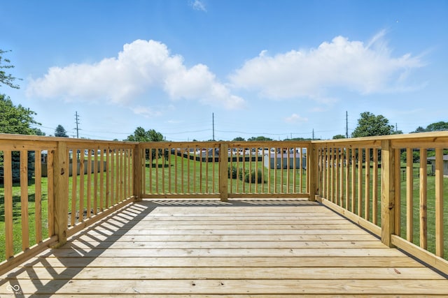 1011 Robin Dr, Anderson, IN 46013 - view of deck