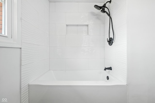 1011 Robin Dr, Anderson, IN 46013 - bathroom featuring shower / bathtub combination