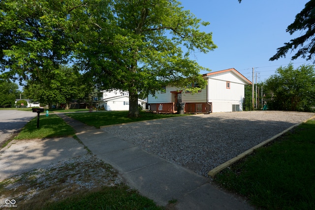 2606 Shakespeare Dr, Southport, IN 46227 - view of front facade featuring a front yard