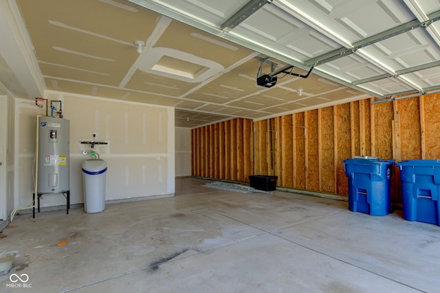 14620 Hinton Dr, Fishers, IN 46037 - garage with water heater and a garage door opener