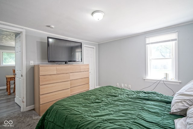 5902 Oak Ln, Anderson, IN 46013 - bedroom featuring crown molding