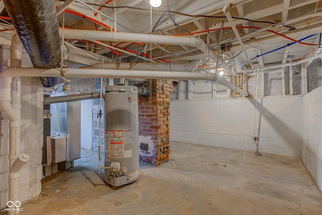 4155 Graceland Ave, Indianapolis, IN 46208 - unfinished below grade area with gas water heater