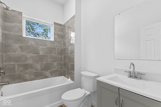 2709 Station St, Indianapolis, IN 46218 - bathroom with vanity and tub / shower combination