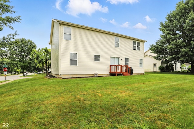 13264 Penneagle Dr, Carmel, IN 46033 - back of house featuring a lawn