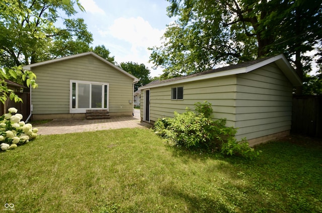 4930 Primrose Ave N, Indianapolis, IN 46205 - back of property with a patio and entry steps