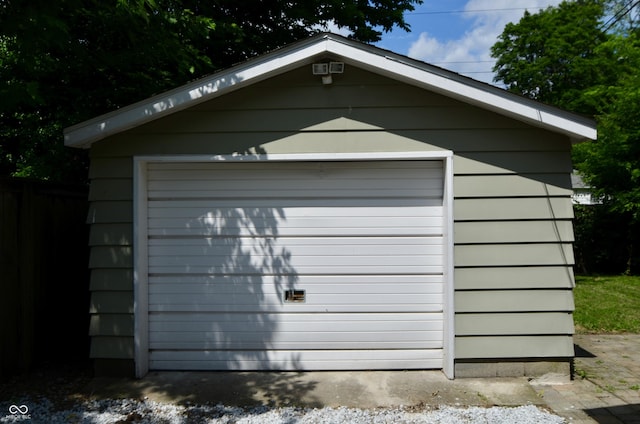 4930 Primrose Ave N, Indianapolis, IN 46205 - view of detached garage