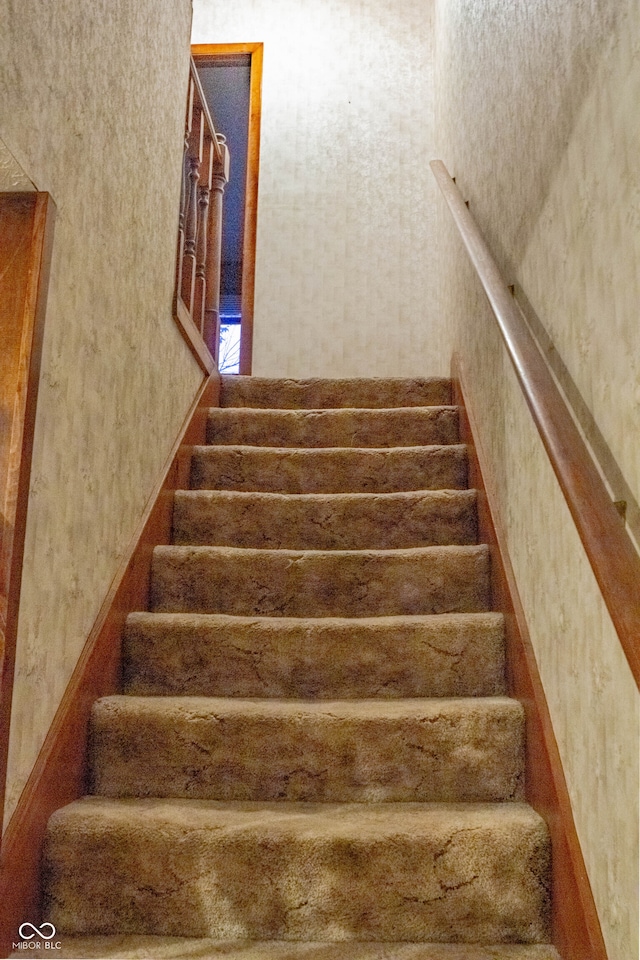 3401 N 75 W, Cayuga, IN 47928 - view of stairway