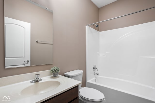 1418 Blackthorne Trl S, Plainfield, IN 46168 - bathroom with vanity and shower / bath combination
