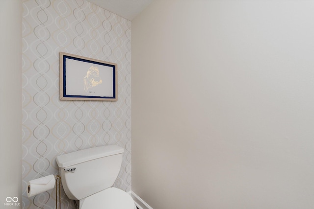 6036 W Bayfront Shrs, Mccordsville, IN 46055 - bathroom with wallpapered walls and toilet