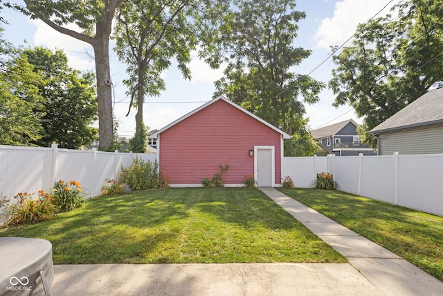 2015 N College Ave, Indianapolis, IN 46202 - fenced backyard with an outbuilding