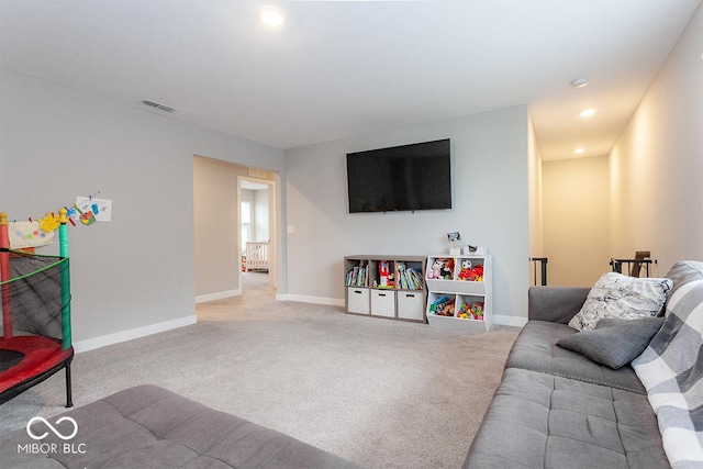 9309 Kellner St, Pendleton, IN 46064 - carpeted living room with recessed lighting