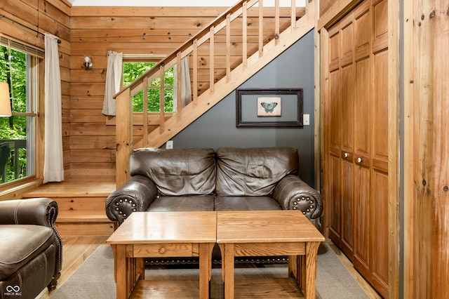 3715 Orchard Rd, Columbus, IN 47201 - view of living room