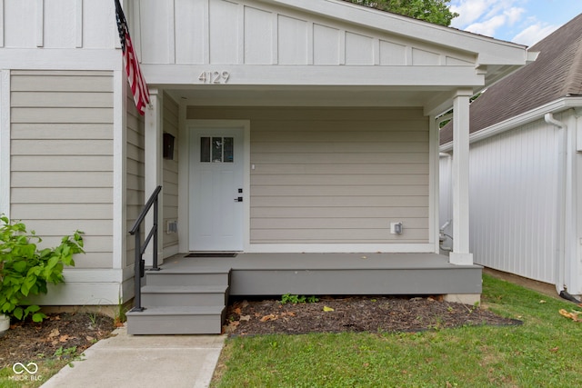4129 Cornelius Ave, Indianapolis, IN 46208 - entrance to property featuring board and batten siding