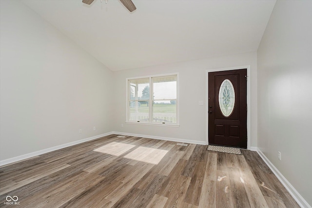 4330 S 100 E, Lebanon, IN 46052 - entryway with vaulted ceiling, wood finished floors, and a ceiling fan