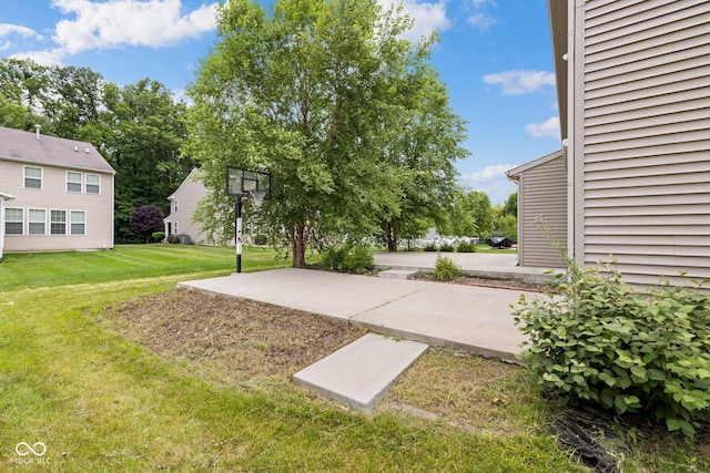 12997 Bartlett Dr, Fishers, IN 46037 - view of grassy yard