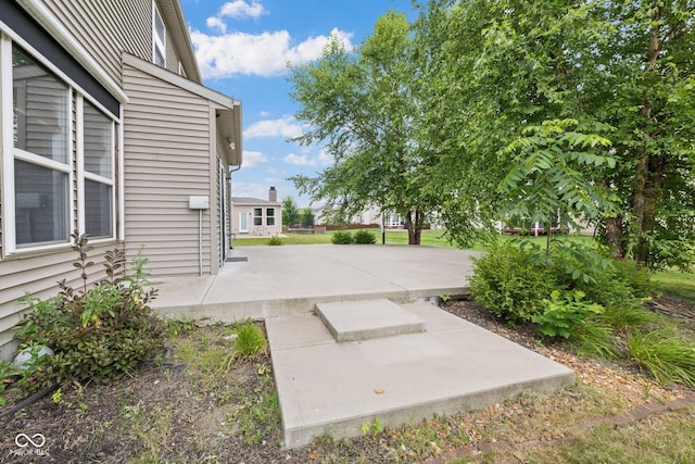12997 Bartlett Dr, Fishers, IN 46037 - view of patio / terrace