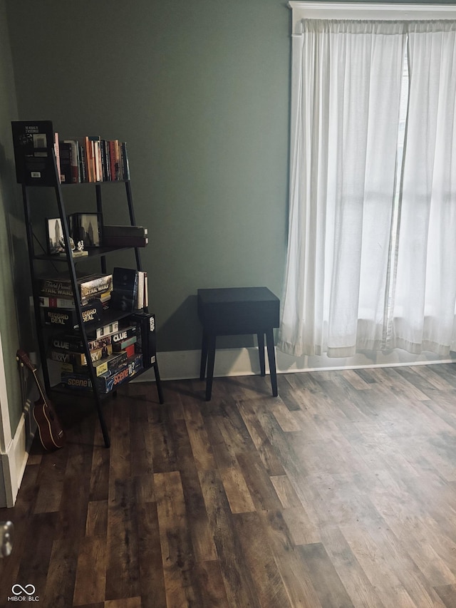 597 W Adams St, Franklin, IN 46131 - living area with wood finished floors
