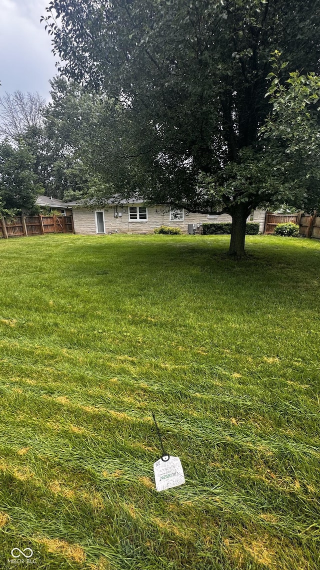 336 Brookside Ln, Plainfield, IN 46168 - view of yard