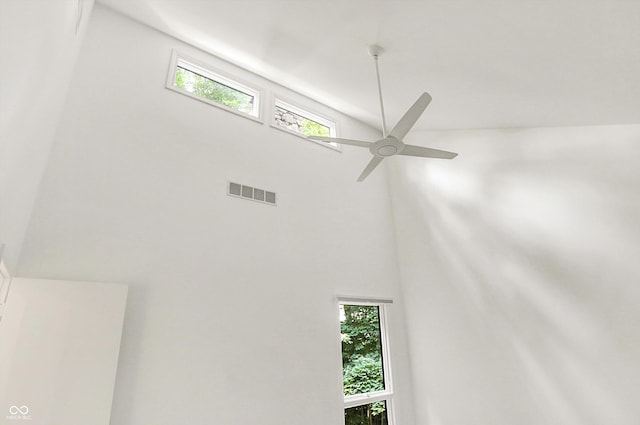 944 Briar Patch Ln, Greenwood, IN 46142 - detailed view of a ceiling fan