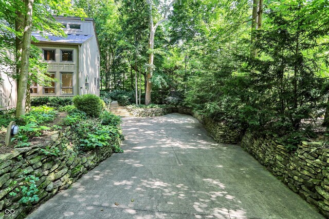 944 Briar Patch Ln, Greenwood, IN 46142 - view of patio / terrace