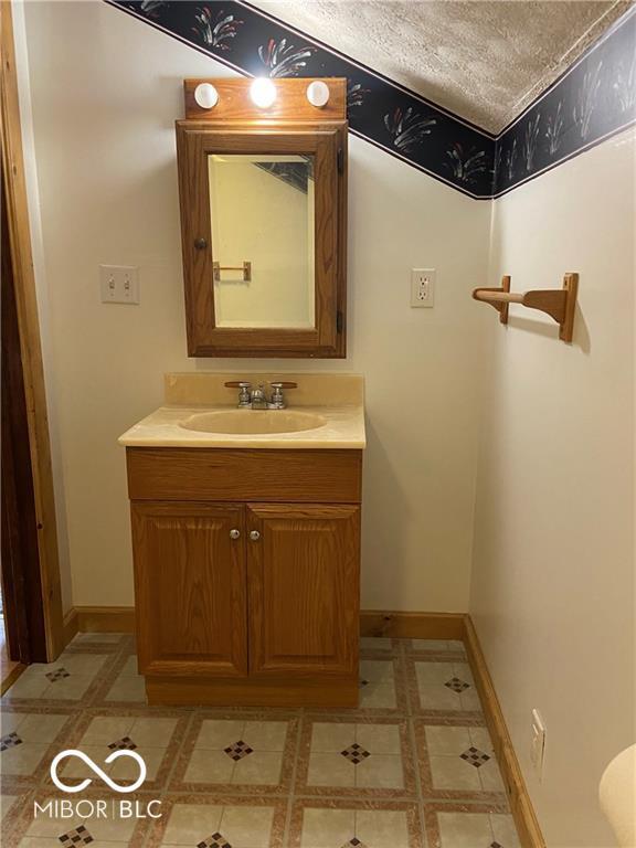 311 E Central Ave, Greensburg, IN 47240 - photo 15