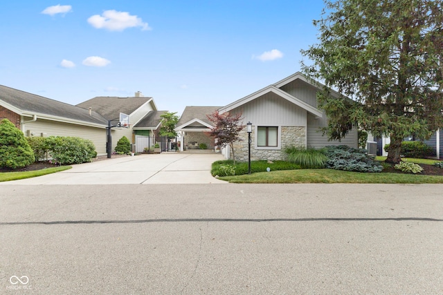 8164 Dean Rd, Indianapolis, IN 46240 - view of front of property with stone siding and driveway
