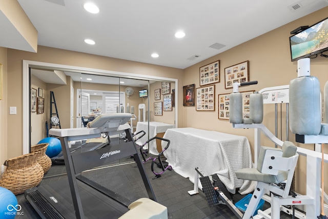 8164 Dean Rd, Indianapolis, IN 46240 - workout area with recessed lighting