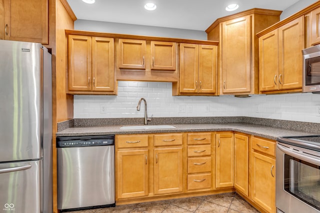 6686 Woodcrest Dr, Avon, IN 46123 - photo 16